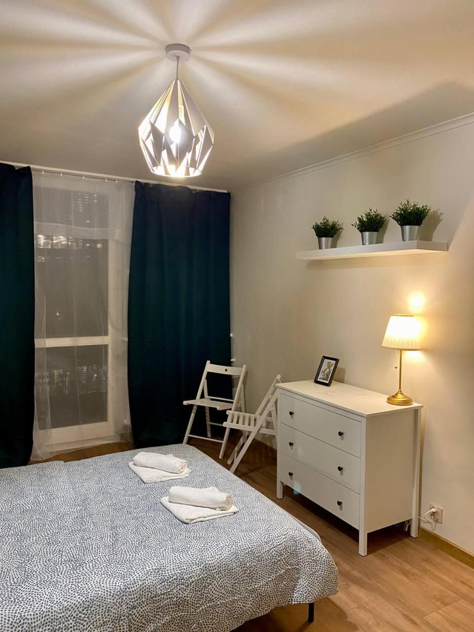 Halby Rooms Rondo Onz Варшава Екстериор снимка